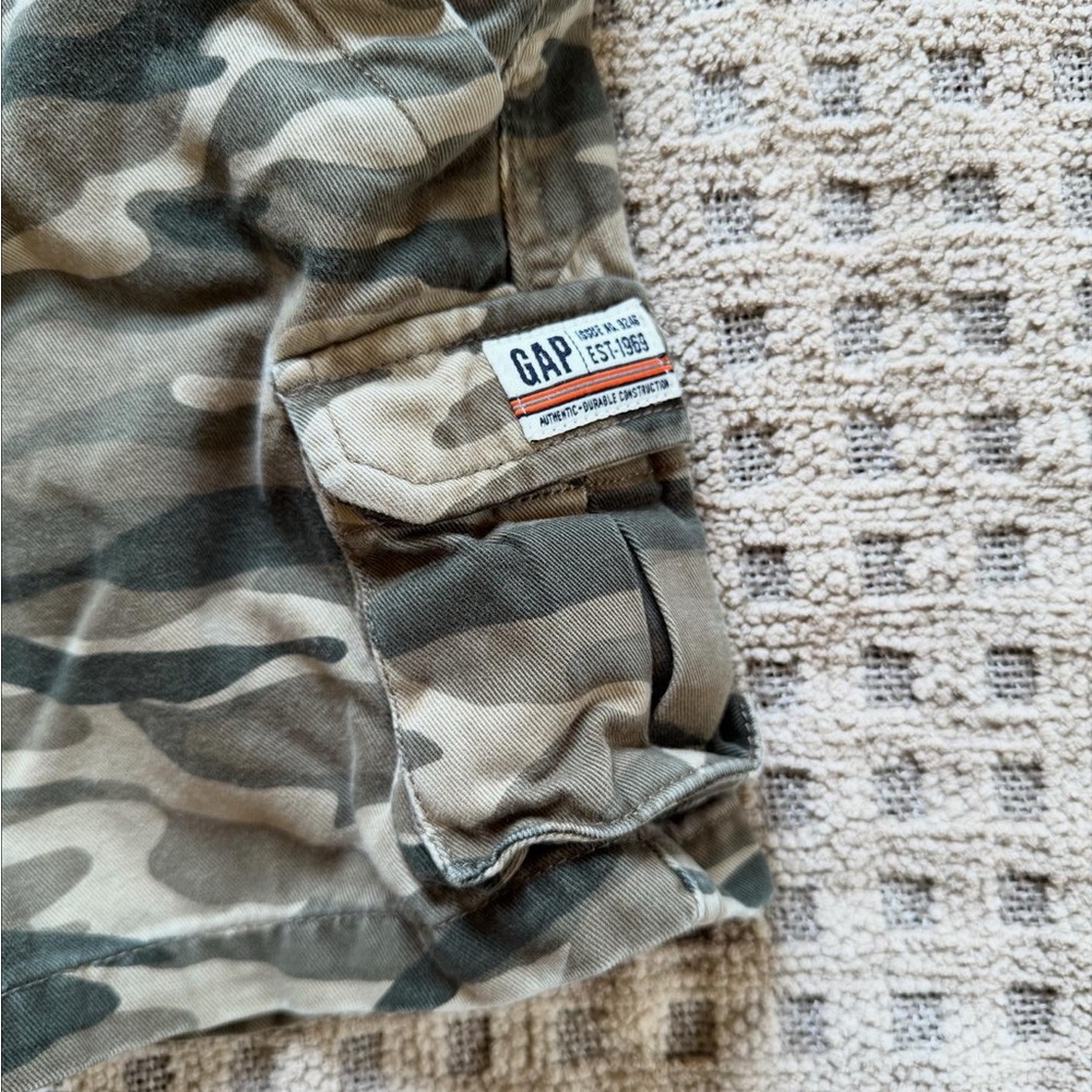 Y2K GAP Camouflage Cargo Shorts